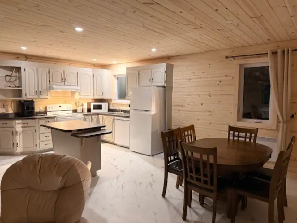Le Bout d’la Trail — Salle à manger image 1